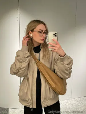Elfiegrace OnlyFans Leaked Free Thumbnail Picture - #clkojB75ye