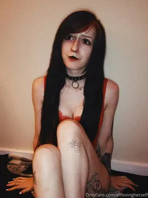 Elflovingherself OnlyFans Leaked Free Thumbnail Picture - #eScaiIRZnM