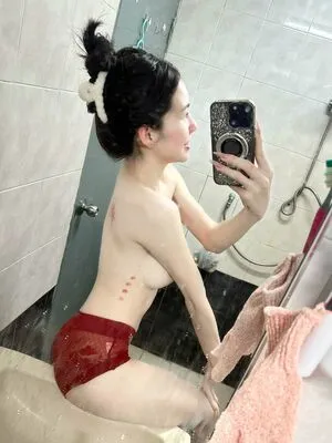 Elfza OnlyFans Leaked Free Thumbnail Picture - #1Ftn6egRIy