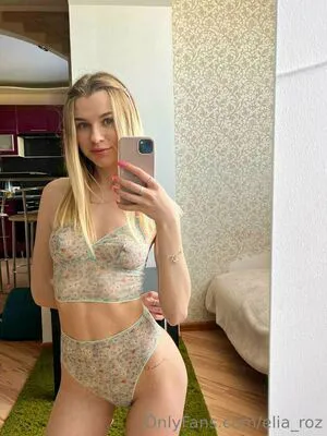 Elia Roz OnlyFans Leaked Free Thumbnail Picture - #3P5Rhpx8QI