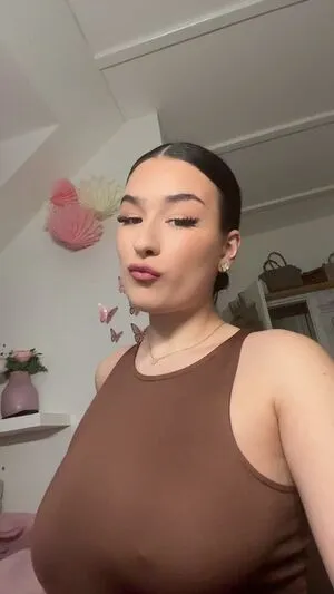 Elianka OnlyFans Leaked Free Thumbnail Picture - #S5BV2AC78r