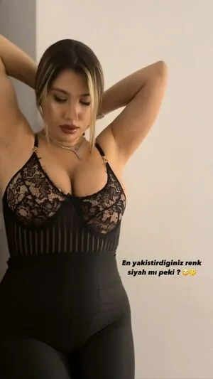 Elif Karaarslan OnlyFans Leaked Free Thumbnail Picture - #NiNeoBot3l
