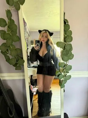 Eliilye OnlyFans Leaked Free Thumbnail Picture - #5LM643YI5M