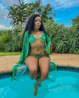 Eliizabeth Robinson OnlyFans Leaked Free Thumbnail Picture - #5mus6xurS2