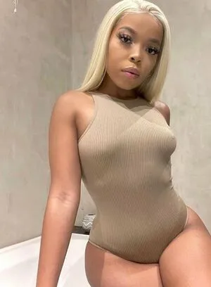 Eliizabeth Robinson OnlyFans Leaked Free Thumbnail Picture - #iKfMadEcgi