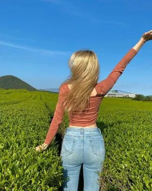 Elina Karimova OnlyFans Leaked Free Thumbnail Picture - #aVENgkYCdA