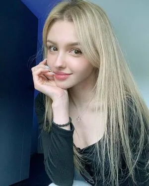 Elina Karimova OnlyFans Leaked Free Thumbnail Picture - #boMWi9OXav