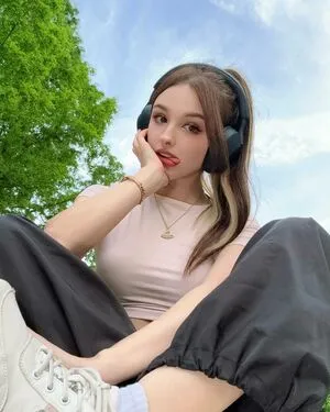 Elina Karimova OnlyFans Leaked Free Thumbnail Picture - #cVBcH4FCQm