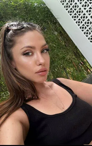 Elina1303 OnlyFans Leaked Free Thumbnail Picture - #2KReBVgs4y