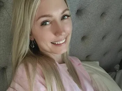 Elinasky OnlyFans Leaked Free Thumbnail Picture - #SYUq6ILM9X