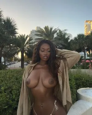 Elinda San OnlyFans Leaked Free Thumbnail Picture - #x6xikLqgTw