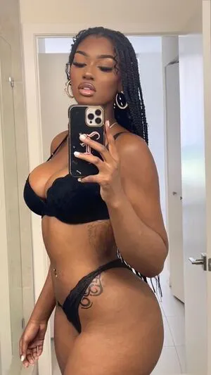 Elinda San OnlyFans Leaked Free Thumbnail Picture - #ogEmDTk9II