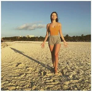 Eline Powell OnlyFans Leaked Free Thumbnail Picture - #ItCOrPUJia