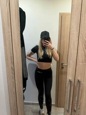 Elinka18 OnlyFans Leaked Free Thumbnail Picture - #GAgHsIg7mJ