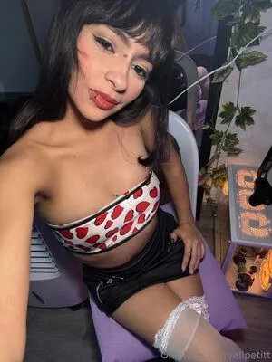 Elipetitt OnlyFans Leaked Free Thumbnail Picture - #T8vyqv9cP9