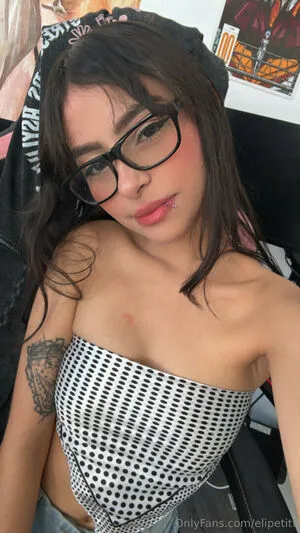 Elipetitt OnlyFans Leaked Free Thumbnail Picture - #VAQ4VRLFxw
