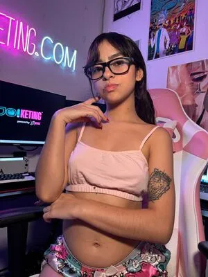 Elipetitt OnlyFans Leaked Free Thumbnail Picture - #hLiDZ1m4VP