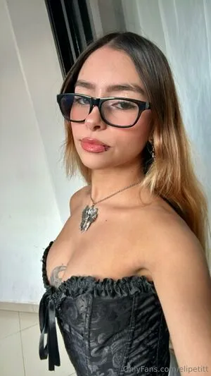 Elipetitt OnlyFans Leaked Free Thumbnail Picture - #mfLzHH2E3a