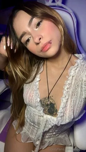 Elipetitt OnlyFans Leaked Free Thumbnail Picture - #ub40rbOxy2