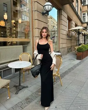 Elisa Berami OnlyFans Leaked Free Thumbnail Picture - #obsnsrf9Jp