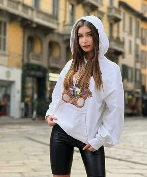 Elisa Esposito OnlyFans Leaked Free Thumbnail Picture - #eb4Q0S93wk