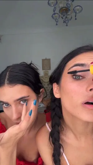 Elisa Renne Herbert Twins OnlyFans Leaked Free Thumbnail Picture - #vjc2XlNac8