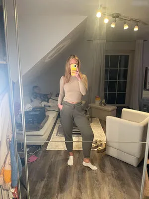 Elisa Schattenberg OnlyFans Leaked Free Thumbnail Picture - #5srrjySVQl