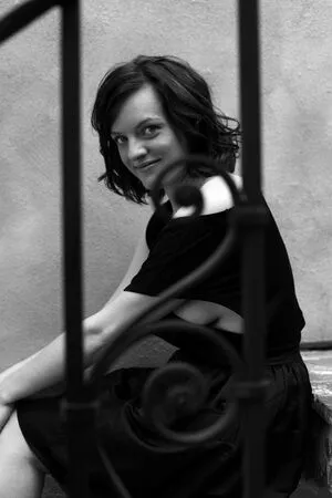 Elisabeth Moss OnlyFans Leaked Free Thumbnail Picture - #M1ARTh1fv9