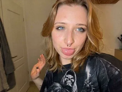 Elisabeth Schneider OnlyFans Leaked Free Thumbnail Picture - #KkdKF2BdfB