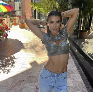 Elisabetta Canalis OnlyFans Leaked Free Thumbnail Picture - #3dRl1gm1PP