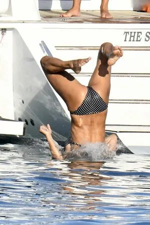 Elisabetta Canalis OnlyFans Leaked Free Thumbnail Picture - #Kv1fiILovf