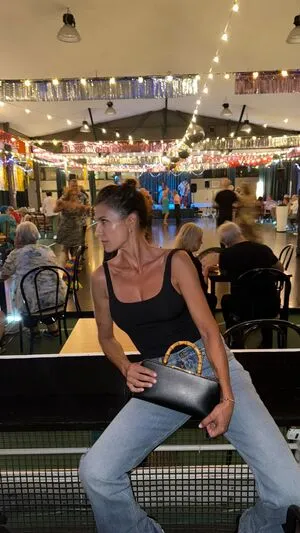 Elisabetta Canalis OnlyFans Leaked Free Thumbnail Picture - #LvmsvG06yn