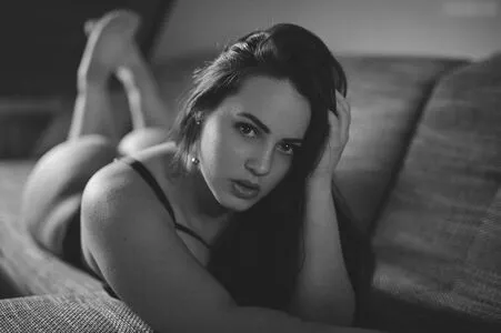 Elisaofficialx OnlyFans Leaked Free Thumbnail Picture - #CIIw41ykPL
