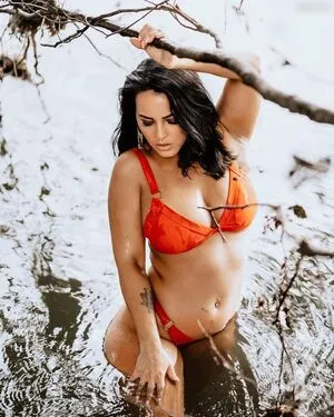 Elisaofficialx OnlyFans Leaked Free Thumbnail Picture - #MporOMn6i3