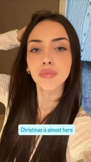 Elise Denisee OnlyFans Leaked Free Thumbnail Picture - #2xIypbwrZ2