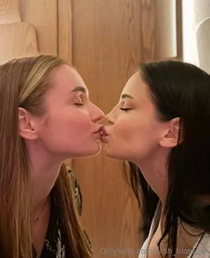 Elish Blossom OnlyFans Leaked Free Thumbnail Picture - #ChlxNI61rq