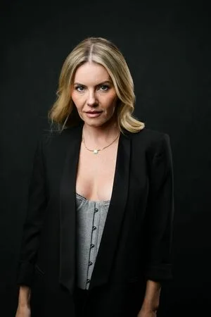 Elisha Cuthbert OnlyFans Leaked Free Thumbnail Picture - #79THHBs3Li