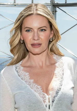 Elisha Cuthbert OnlyFans Leaked Free Thumbnail Picture - #kgw0K4dJ68