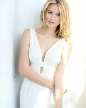 Eliza Bennett OnlyFans Leaked Free Thumbnail Picture - #68vors0igF