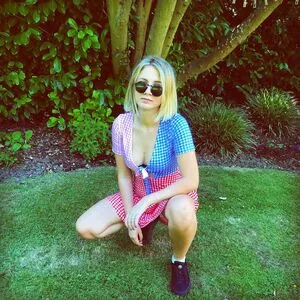 Eliza Bennett OnlyFans Leaked Free Thumbnail Picture - #9FZLxvqC7U