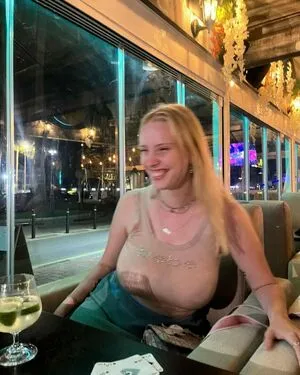 Eliza Goldsmith OnlyFans Leaked Free Thumbnail Picture - #9JWtuYXJa5