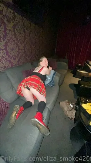 Eliza Smoke420free OnlyFans Leaked Free Thumbnail Picture - #dfW8fM8rdt