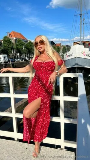Elizabath Goddess OnlyFans Leaked Free Thumbnail Picture - #JasaaMOuOp