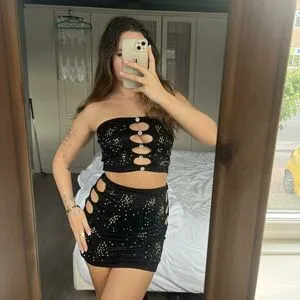 Elizabeth Alker OnlyFans Leaked Free Thumbnail Picture - #1aQnCuLVIS