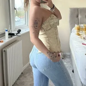 Elizabeth Alker OnlyFans Leaked Free Thumbnail Picture - #SMCg6nLylr