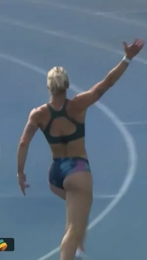 Elizabeth Clay OnlyFans Leaked Free Thumbnail Picture - #8z31A052d0