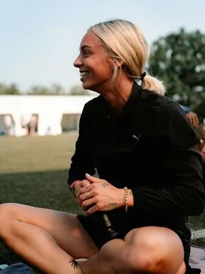 Elizabeth Clay OnlyFans Leaked Free Thumbnail Picture - #NTnFqApNJz