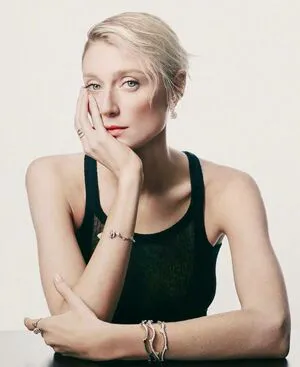 Elizabeth Debicki OnlyFans Leaked Free Thumbnail Picture - #B0QRXjokGb