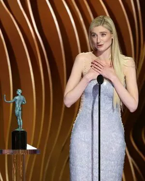 Elizabeth Debicki OnlyFans Leaked Free Thumbnail Picture - #hv5LlVv4Gi