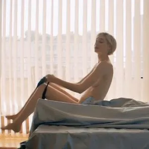 Elizabeth Debicki OnlyFans Leaked Free Thumbnail Picture - #zxLoD7Uund